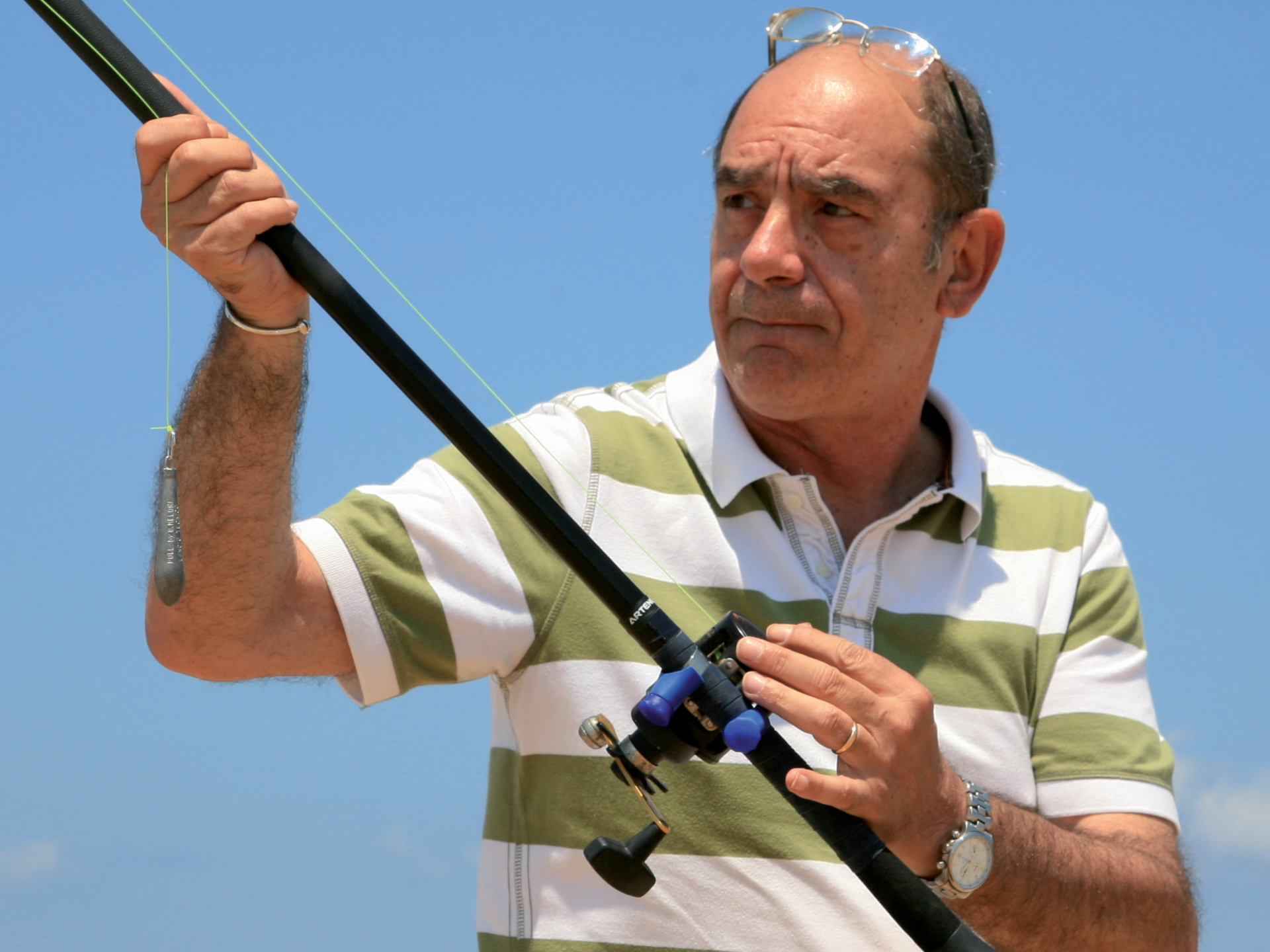 Compianto divulgatore Sandro Meloni insegna tecnica lancio surf casting